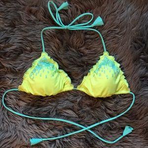 Victoria's Secret string bikini top size medium